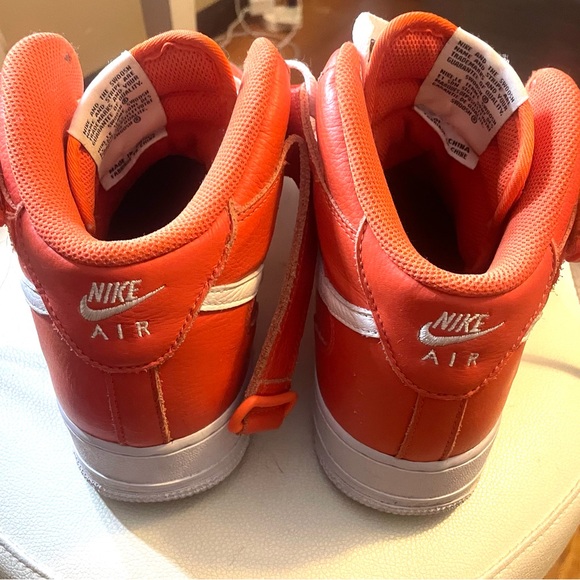 Nike Air Force 1 Mid by You Custom Women’s Shoes - Picture 3 of 5